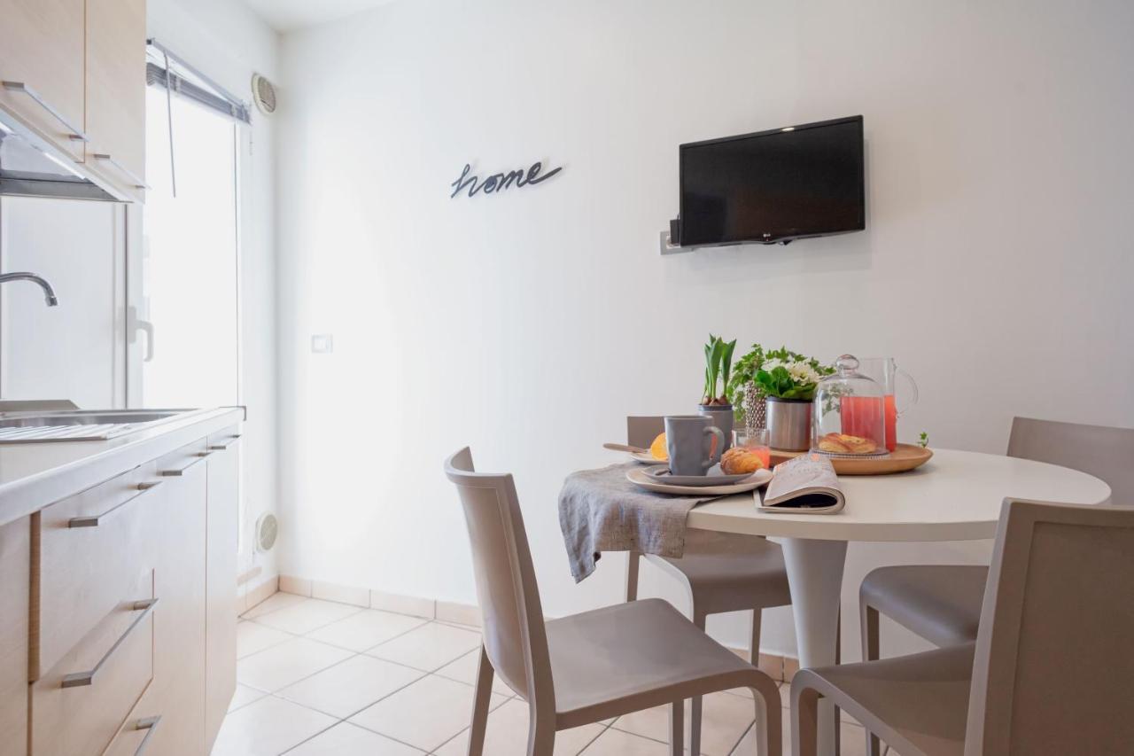 리치오네 Residenza Alma 아파트 호텔 외부 사진